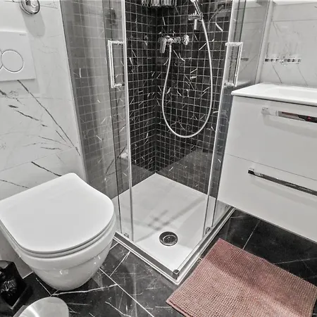 Joli Au Centre De Apartment