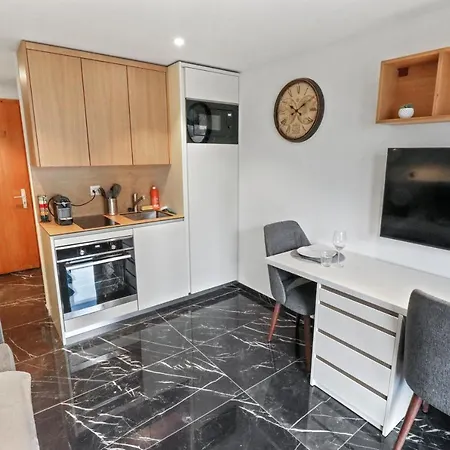 Joli Au Centre De Apartamento *