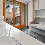 Joli Au Centre De Apartamento *